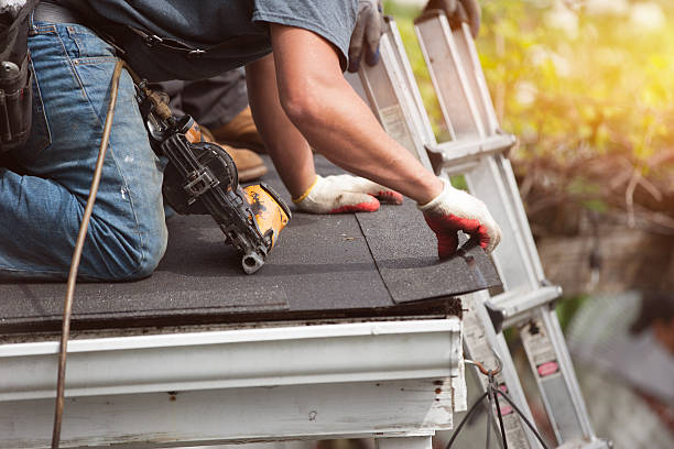 Best Roof Gutter Cleaning  in Colby, KS
